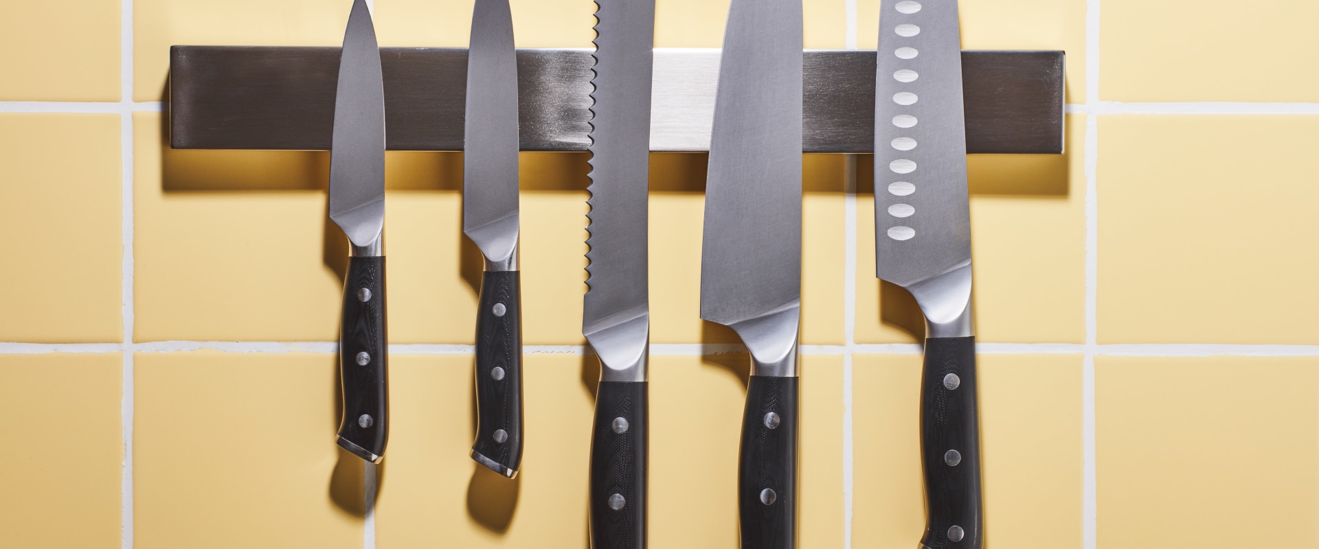 Knives or Knifes: What is the Correct Plural Form?